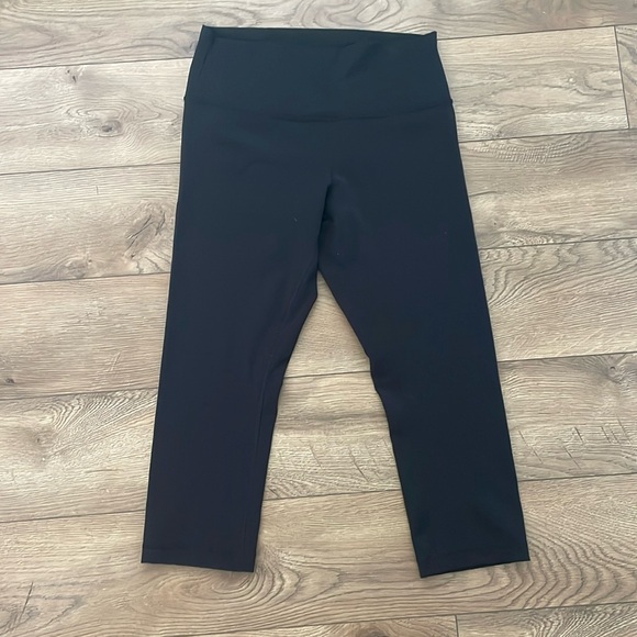 LULULEMON EUC LEGGINGS SIZE 10 - Picture 1 of 5